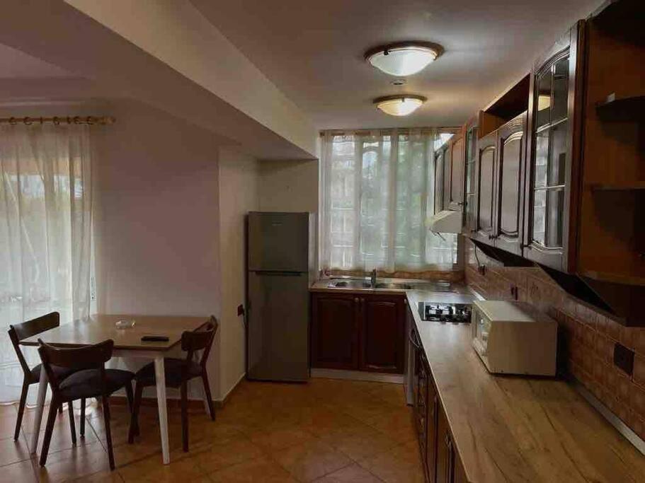 Apartment In Skanderbeg Square - Tirana Center 1 Exterior foto